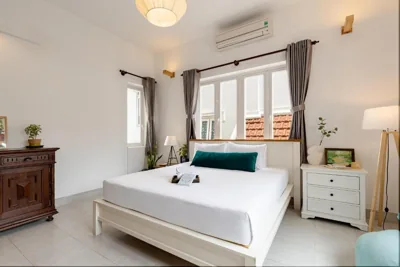 4BR Family Garden Villa Thao Dien Sleeps 9 – Fotos 6